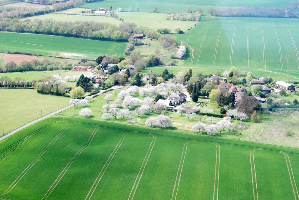 Frith Farm House Cottages Newnham  Szoba fotó